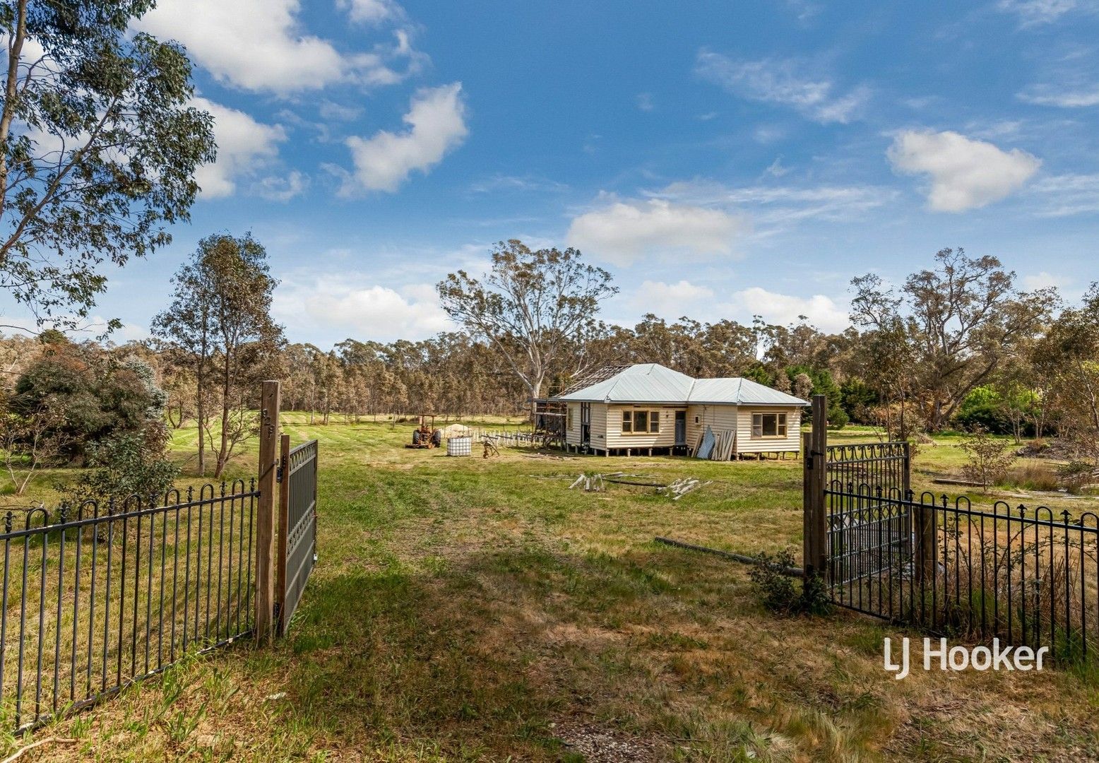 929 Dry Creek Road, Broadford VIC 3658, Image 0