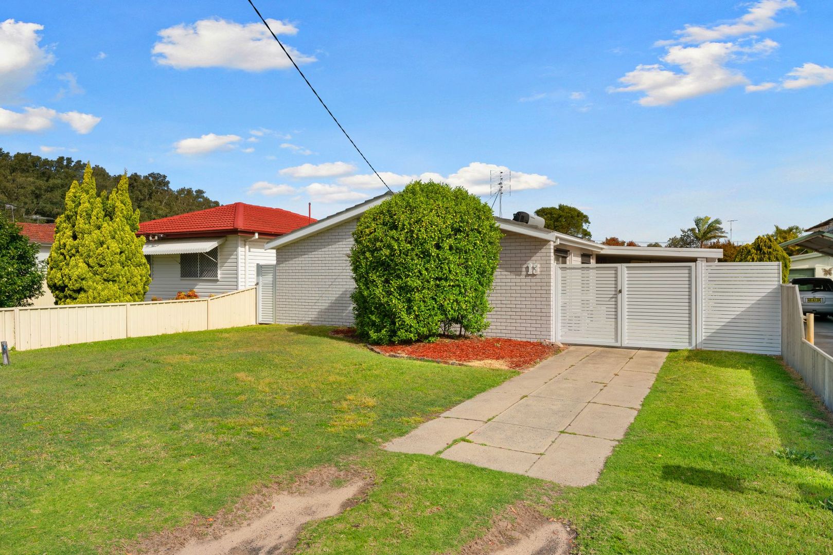 13-clara-street-belmont-south-property-history-address-research
