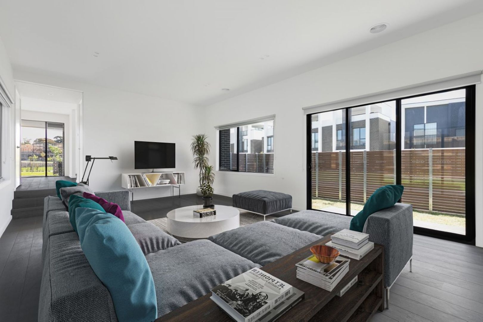 1 Herringbone Cres, Burwood East VIC 3151 Townhouse For Rent 1,000