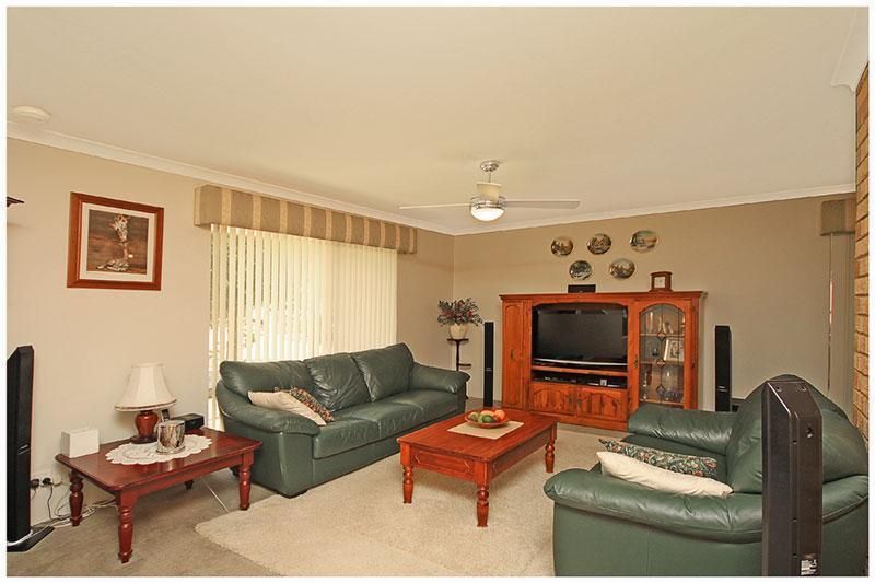 5 Serene Close, Ballajura WA 6066, Image 2