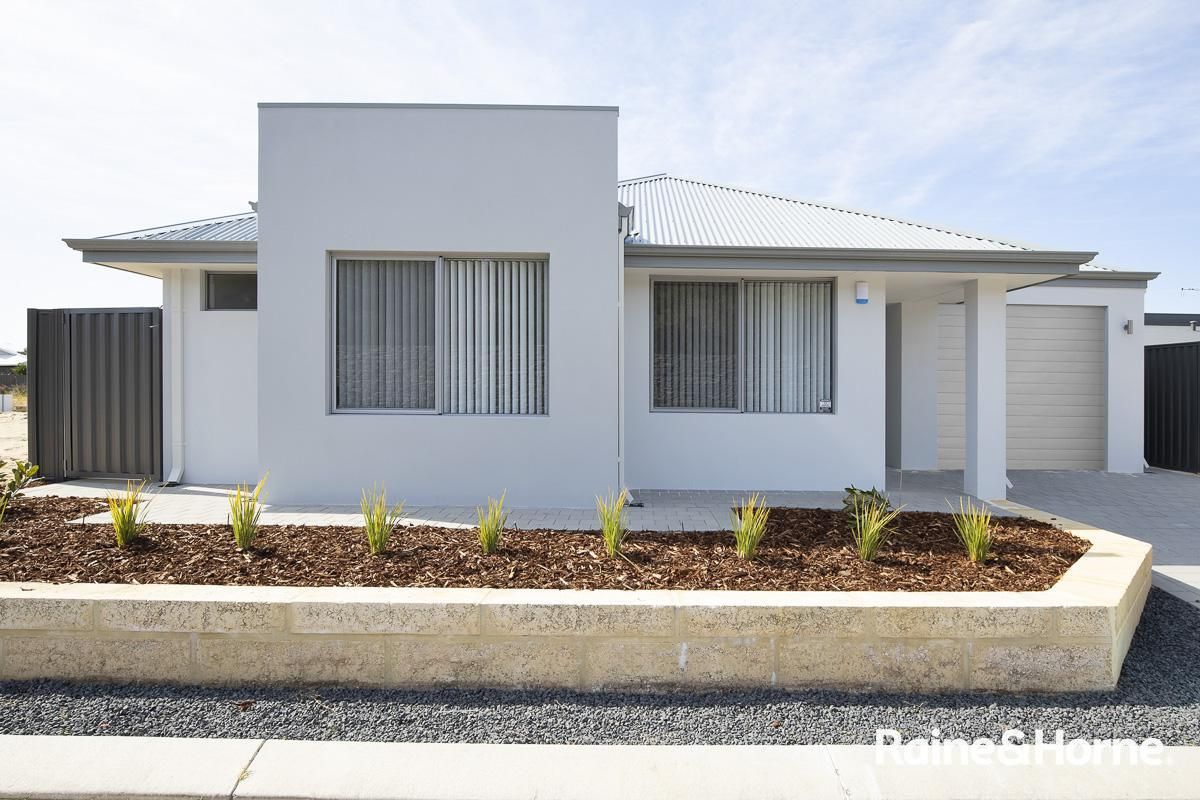 18 Wolgan Loop, Wellard WA 6170 Domain