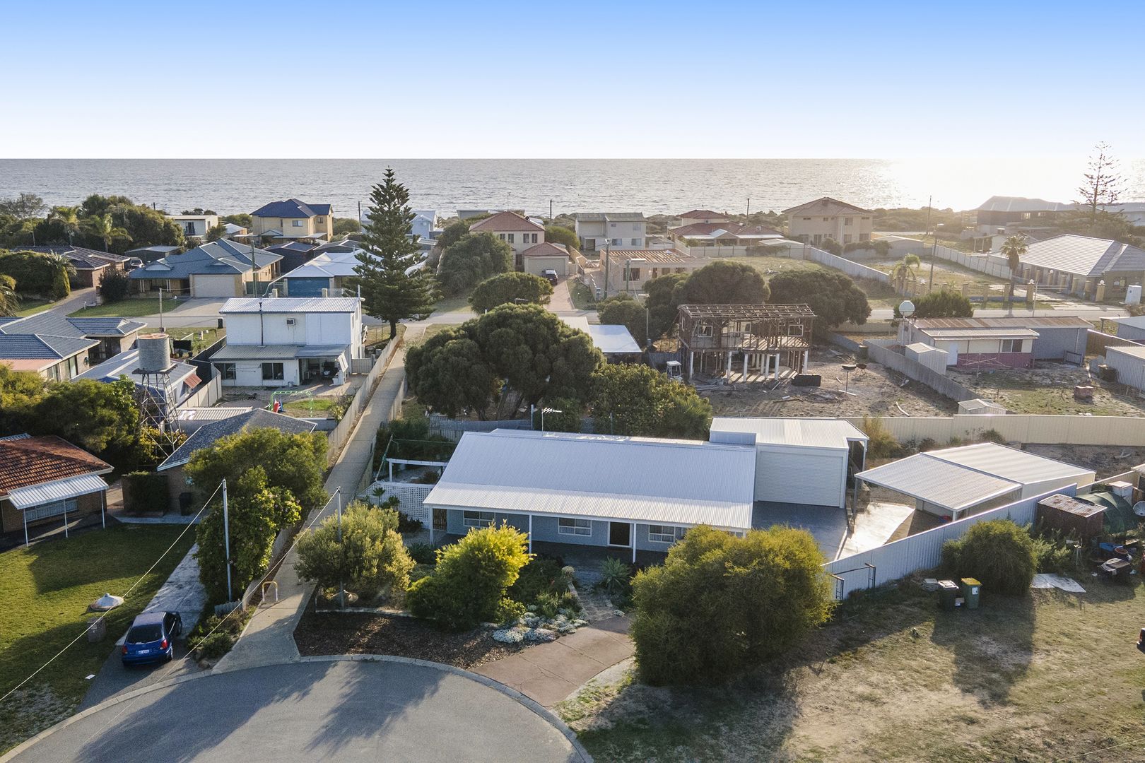 7 Protector Court Madora Bay WA 6210 Domain