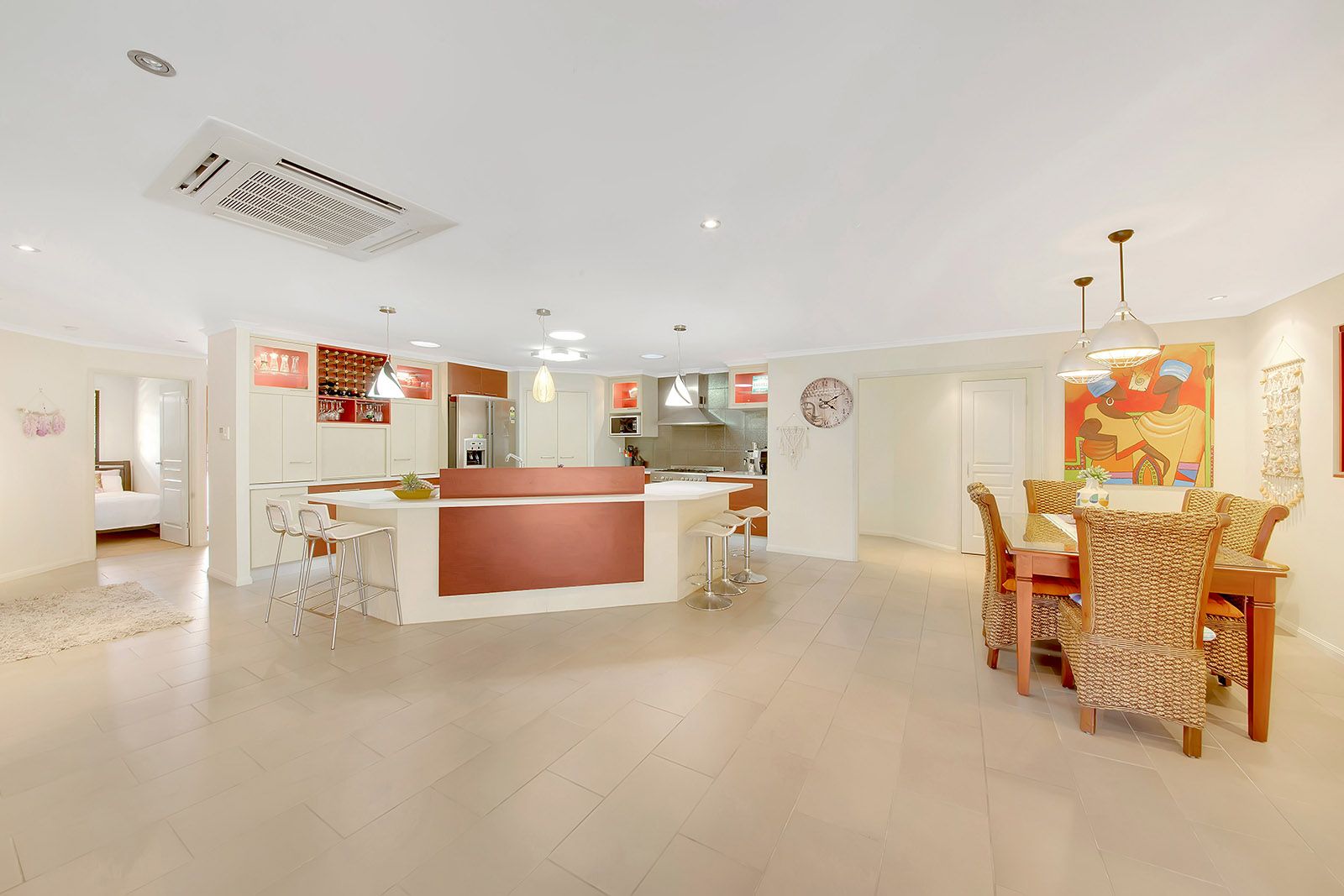 2 Ronpen Close, Tannum Sands QLD 4680, Image 2