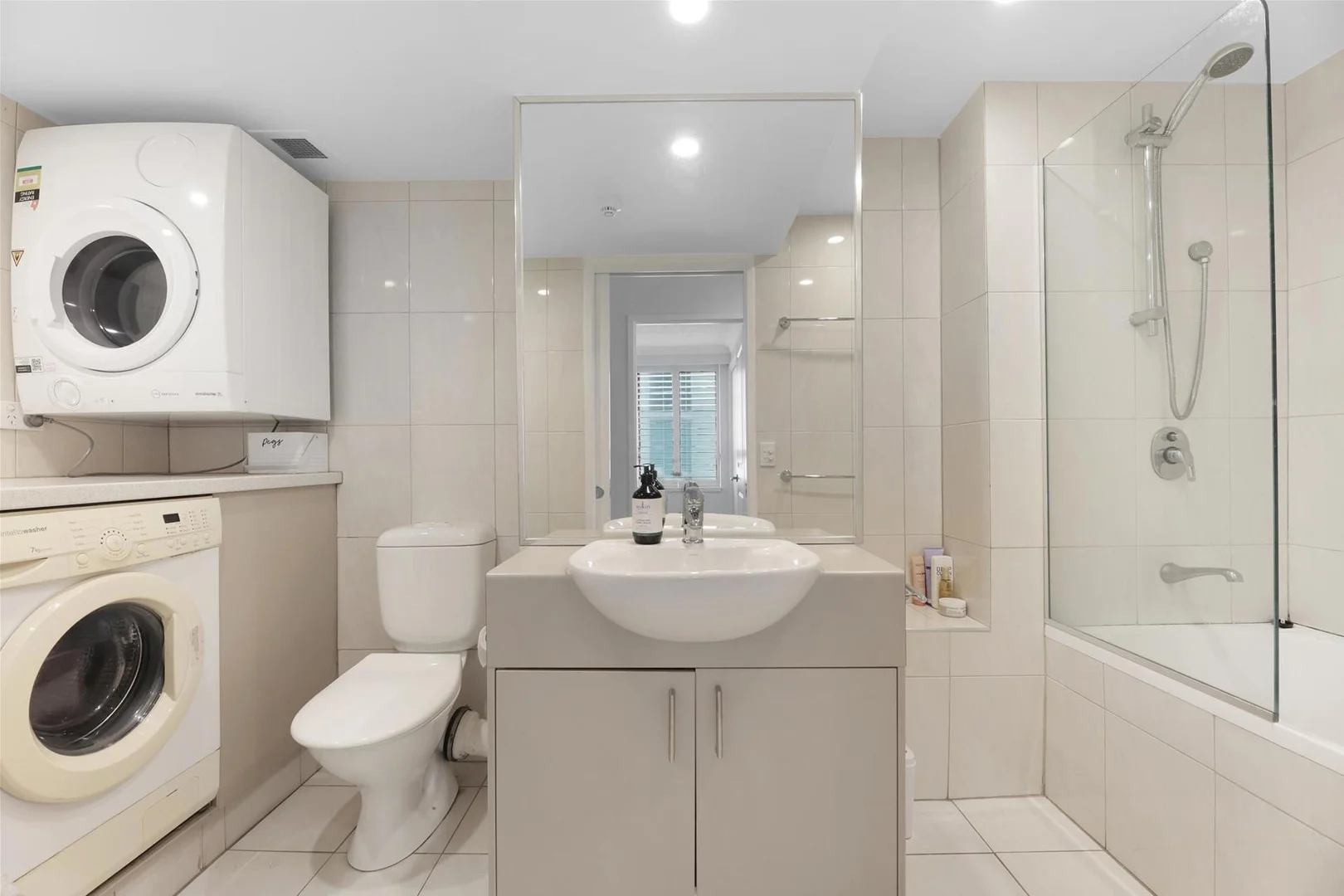 Additional image 10 of 37/3576 Main Beach Parade, Main Beach QLD 4217