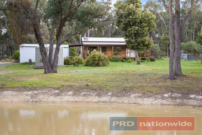 Picture of 33 Cochrane Drive, SNAKE VALLEY VIC 3351