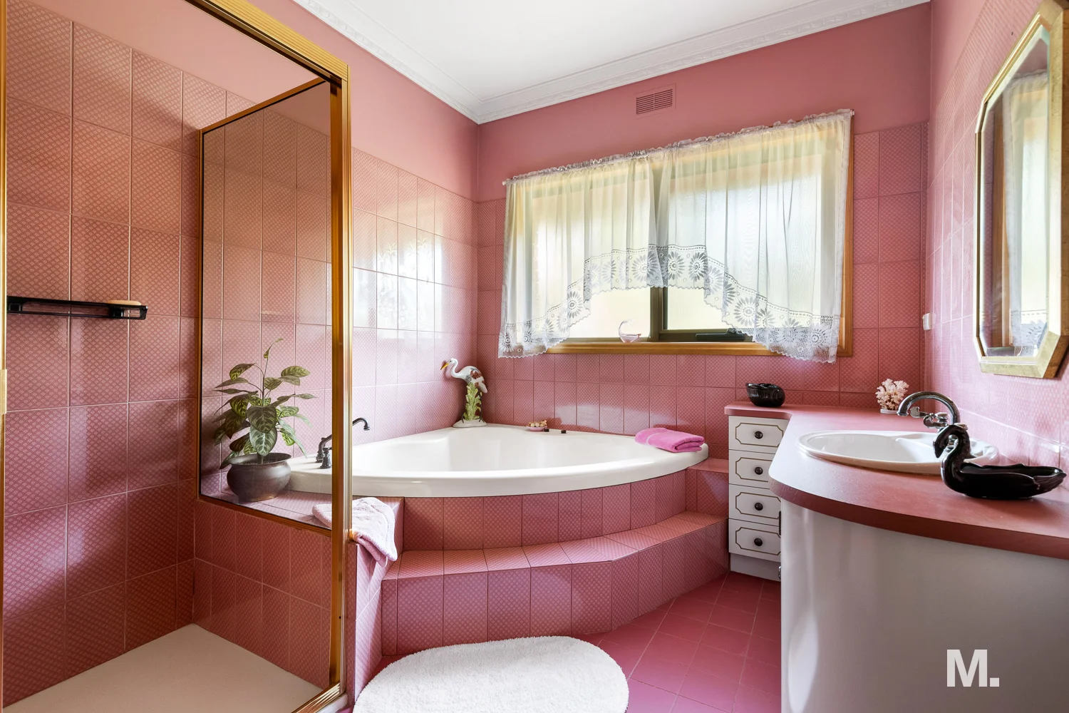 Additional image 18 of 116 Riviera Road, Avondale Heights VIC 3034