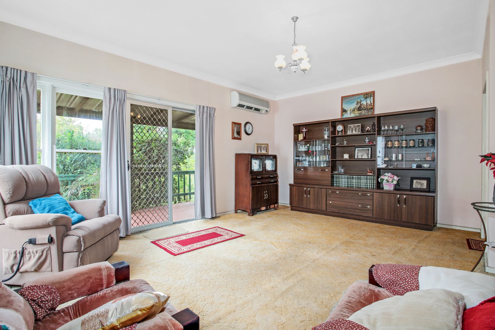 38 Bogalara Road, Old Toongabbie NSW 2146, Image 2