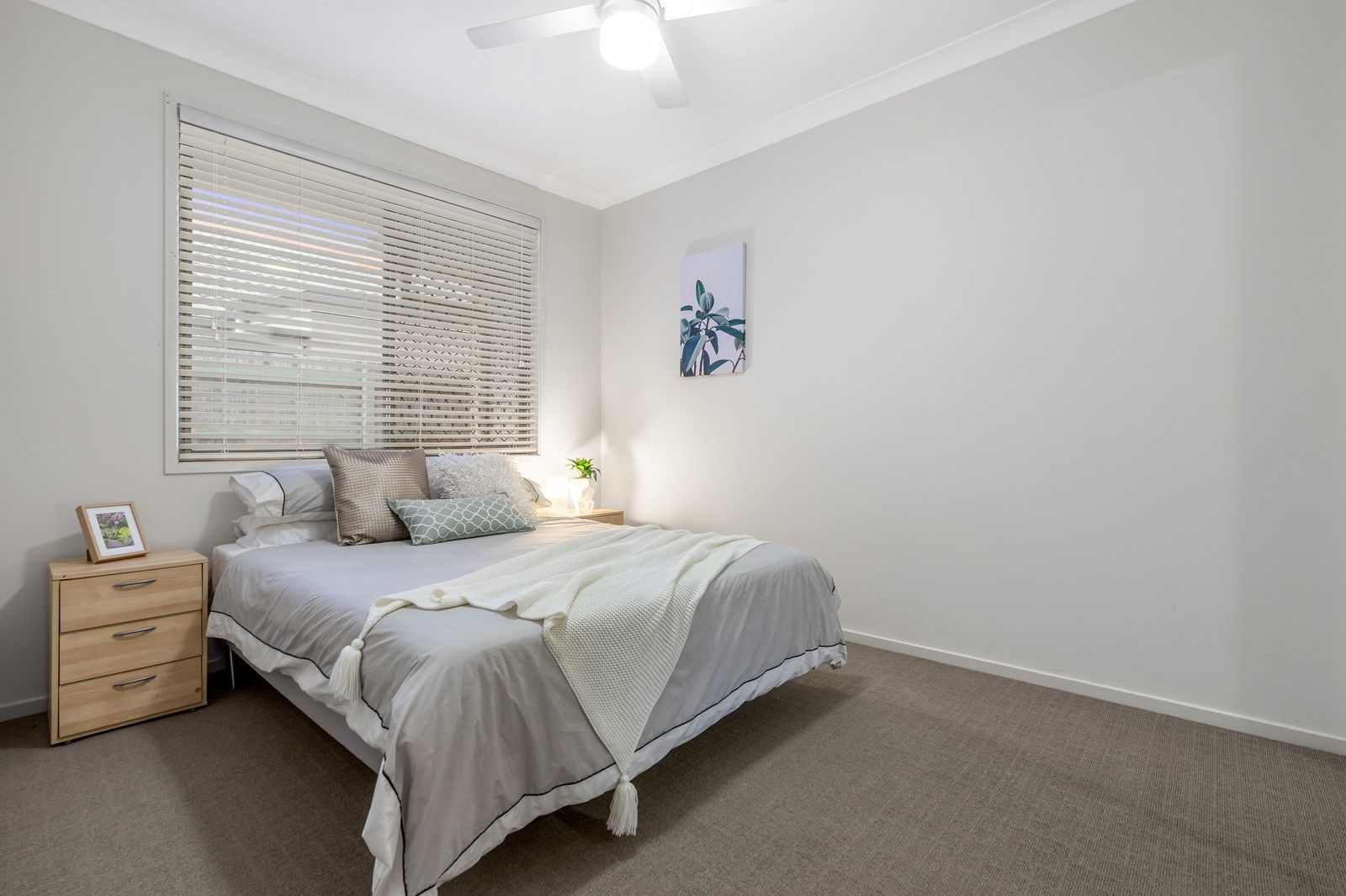 94 Schooner Circuit, Manly West QLD 4179, Image 2