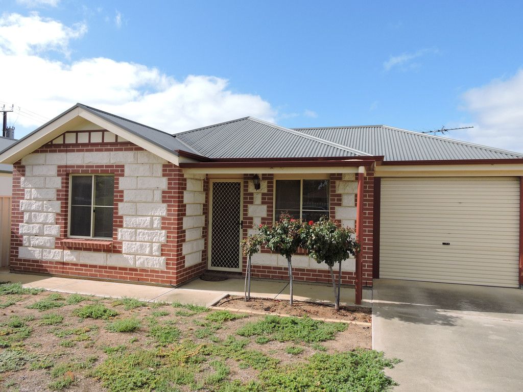 3 bedrooms House in 2B Irena Court MURRAY BRIDGE SA, 5253