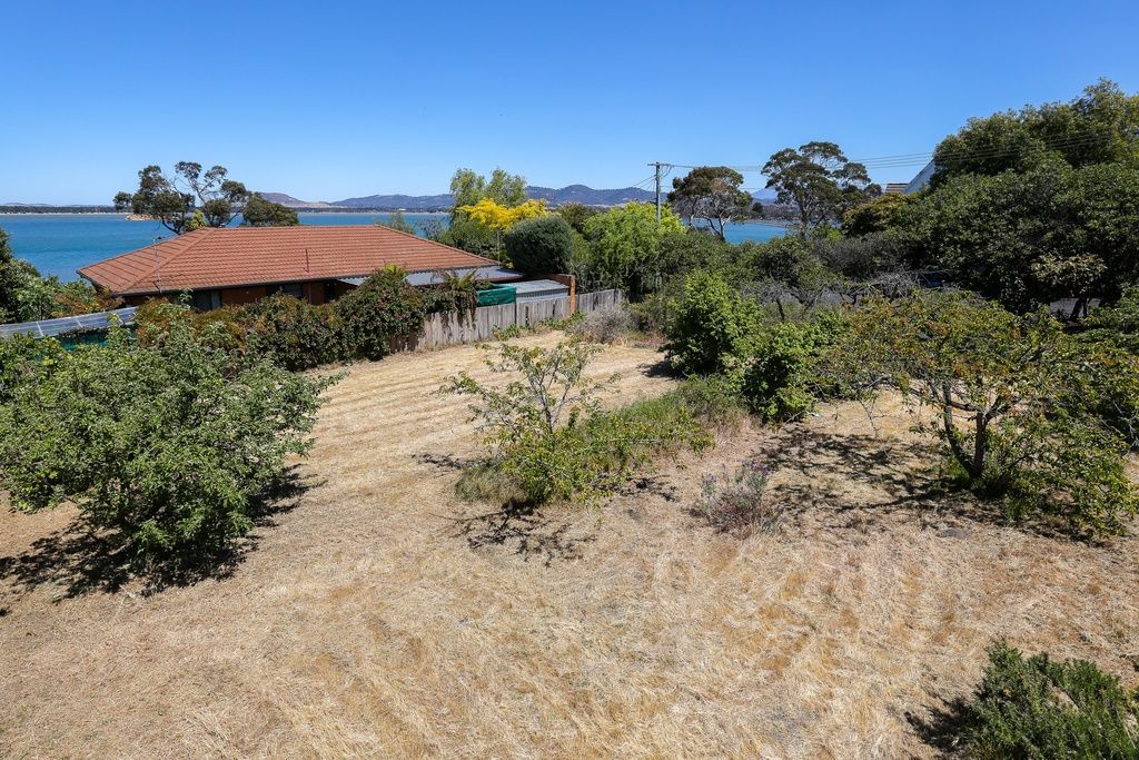 7 Southern Drive, Midway Point TAS 7171, Image 0