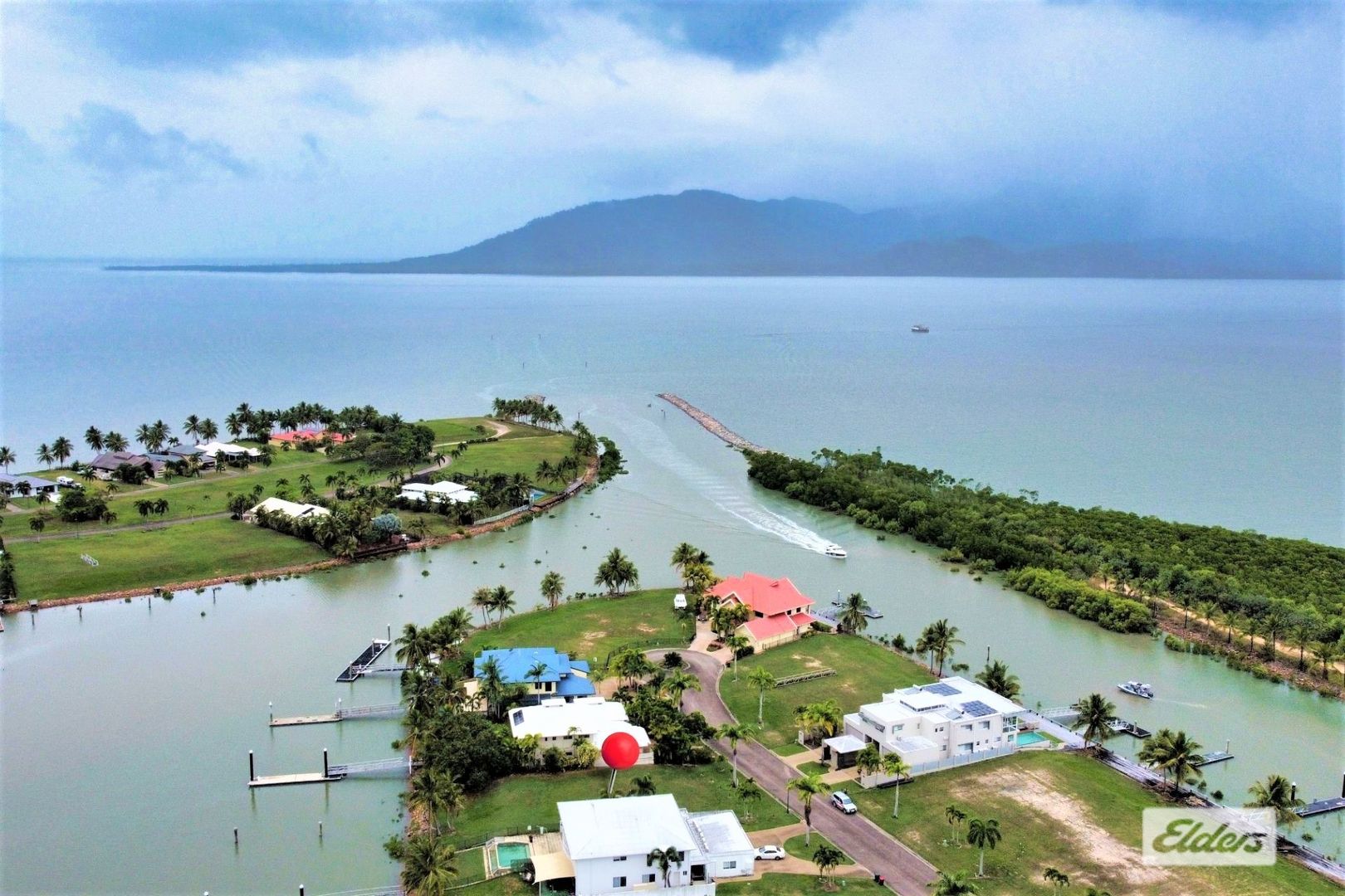 41 Royal Palm Avenue, Cardwell QLD 4849 Domain