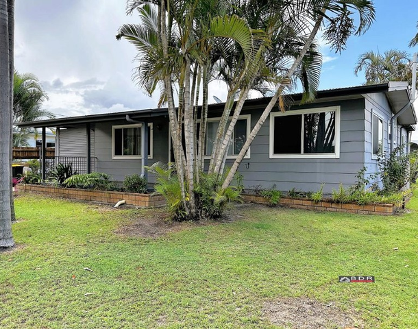 39 Burrum Heads Road, Burrum Heads QLD 4659