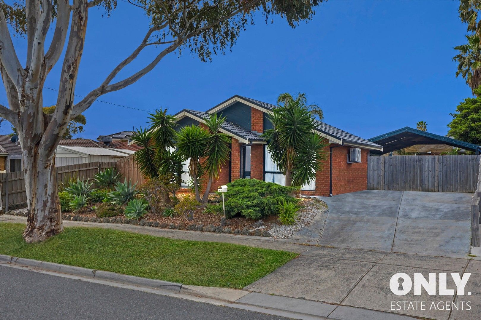 16 General Joshua Drive, Hampton Park VIC 3976, Image 0