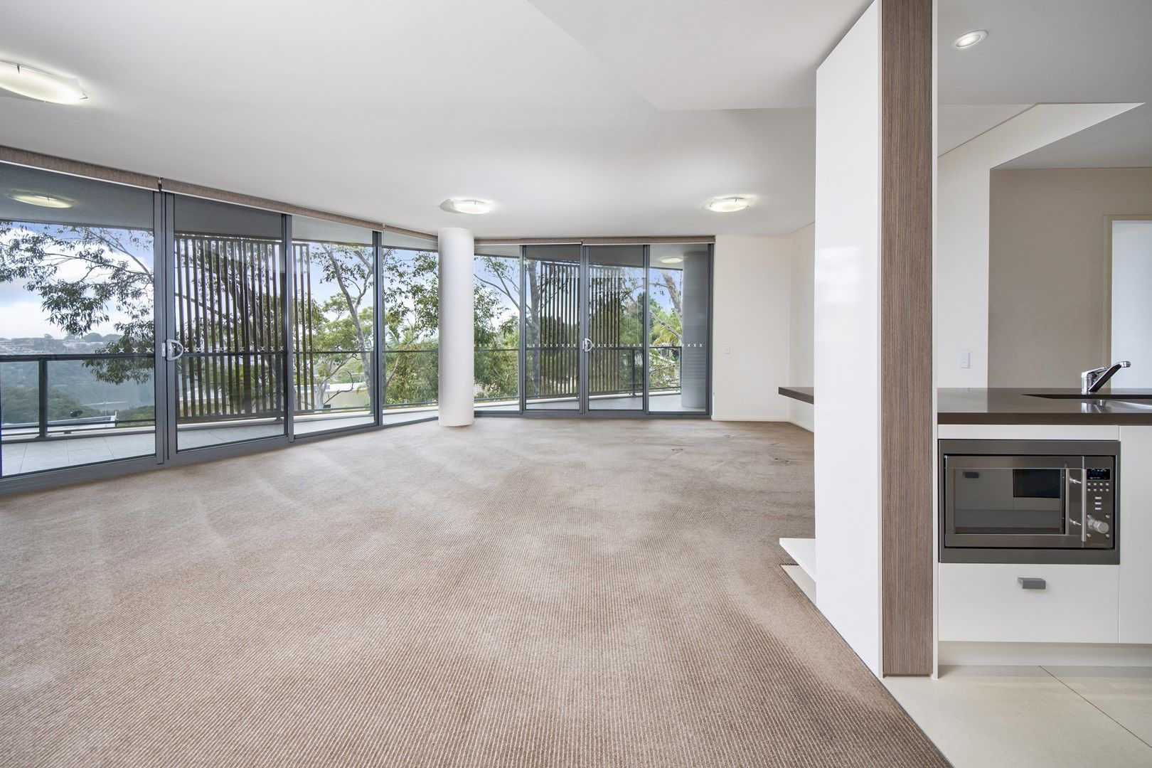 3 bedrooms Apartment / Unit / Flat in 26/65 Hobart Place ILLAWONG NSW, 2234