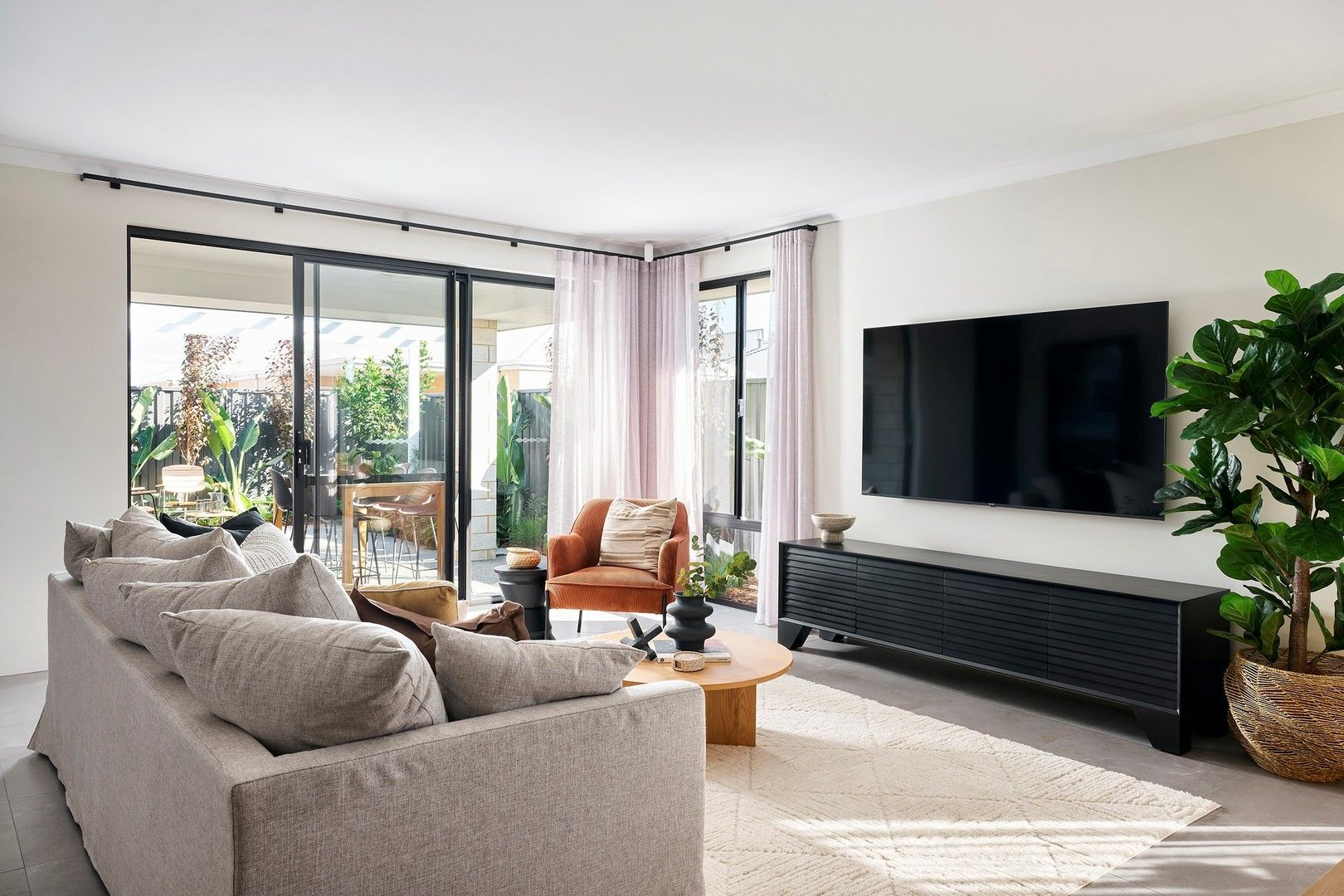 4 bedrooms New House & Land in Lot 1502 Douglas Road ALKIMOS WA, 6038