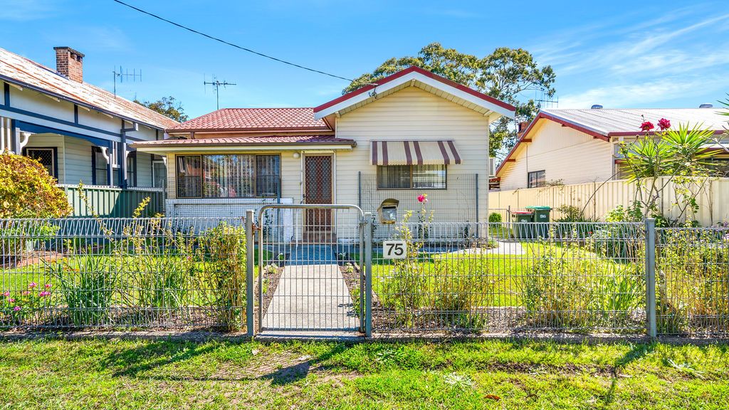 75 High Street, Taree NSW 2430, Image 0