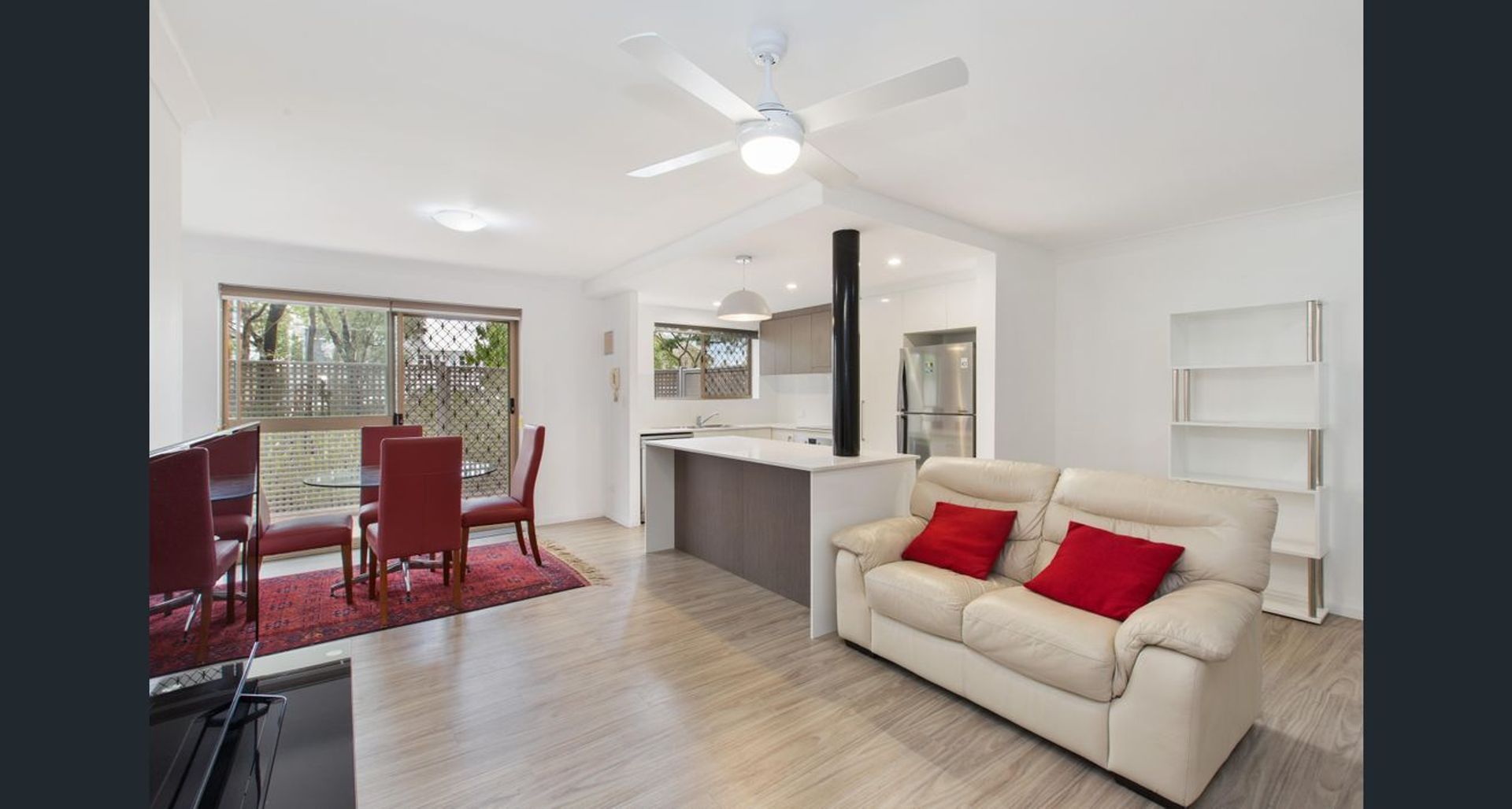 3 bedrooms Apartment / Unit / Flat in 2/34 Dalmore Street ASHGROVE QLD, 4060