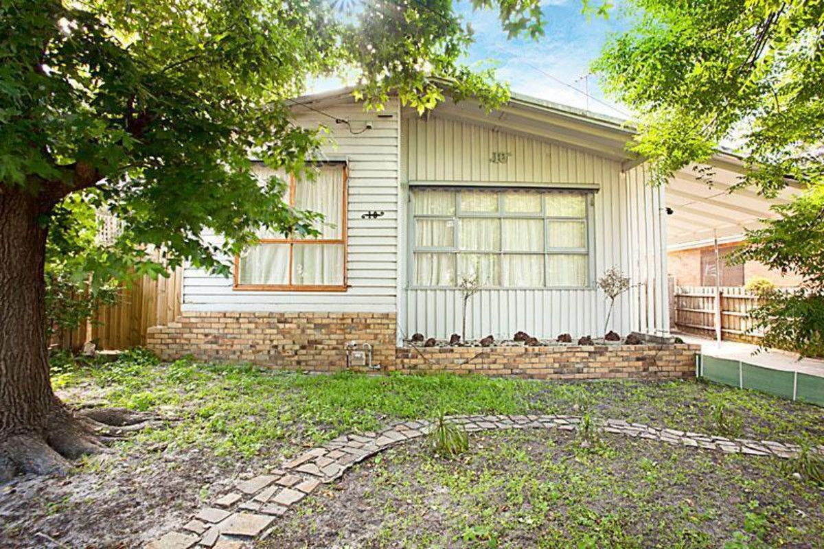 10 Blamey Street, Bentleigh East Property History & Address Research