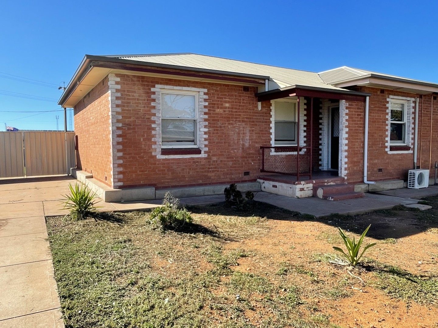 3 bedrooms Semi-Detached in 2 Brook Street WHYALLA STUART SA, 5608