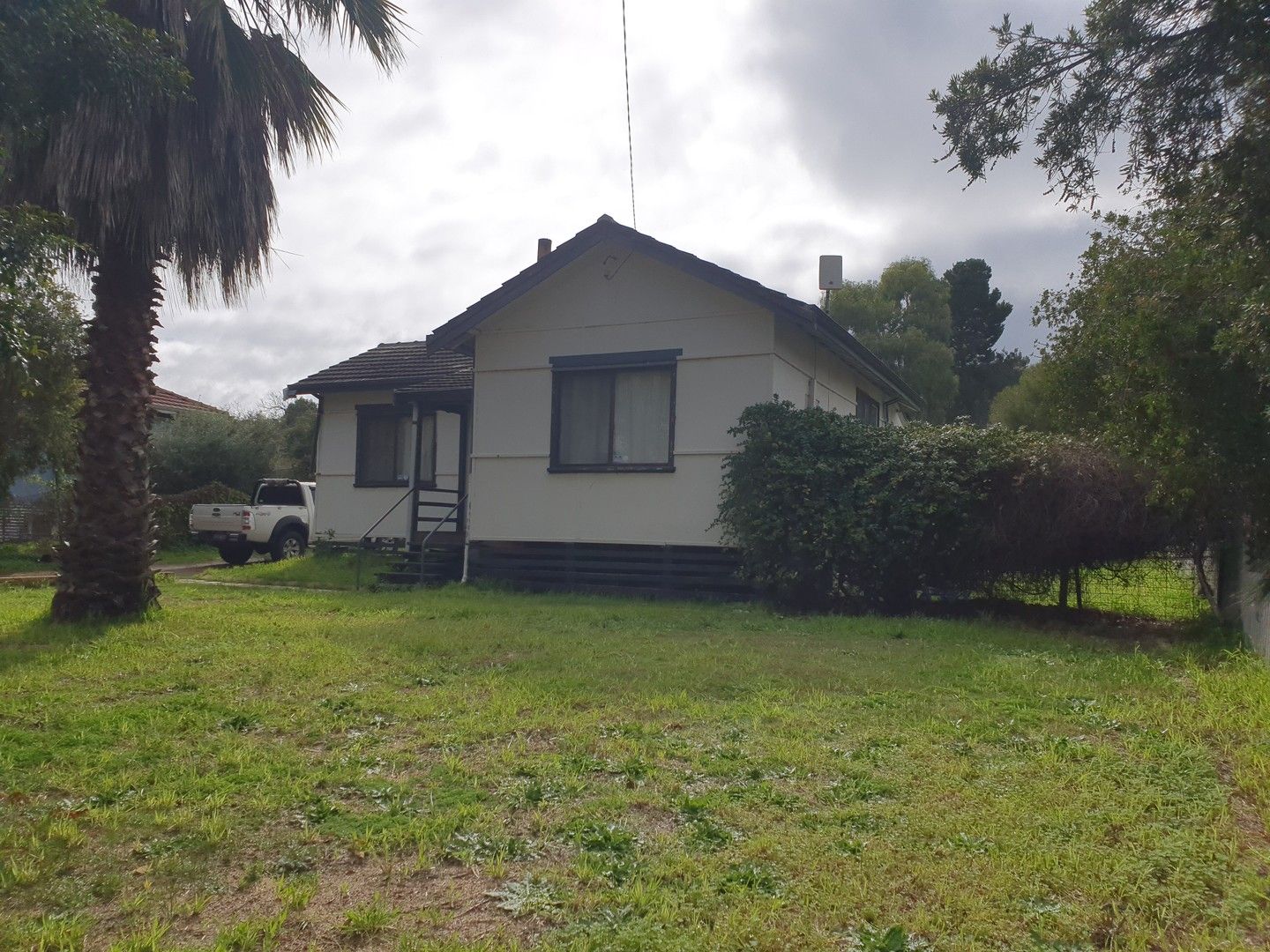 3 bedrooms House in 38 Balga Tce WUNDOWIE WA, 6560