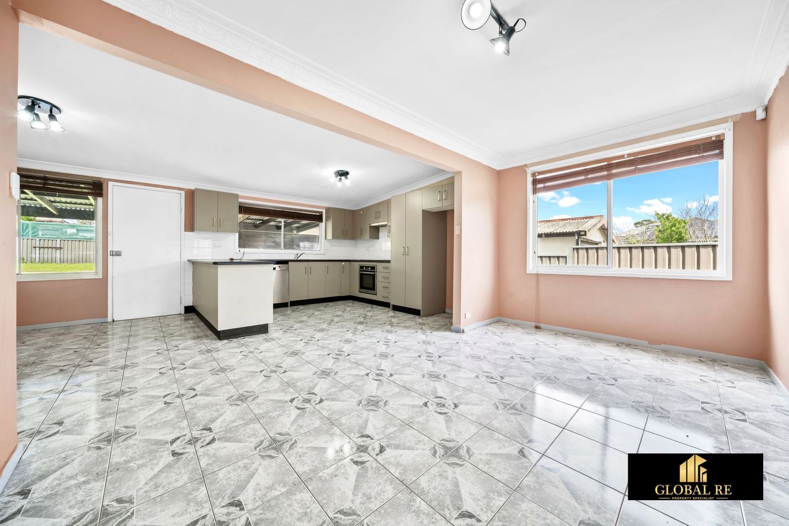 18 Moonshine Ave, Cabramatta West NSW 2166, Image 2