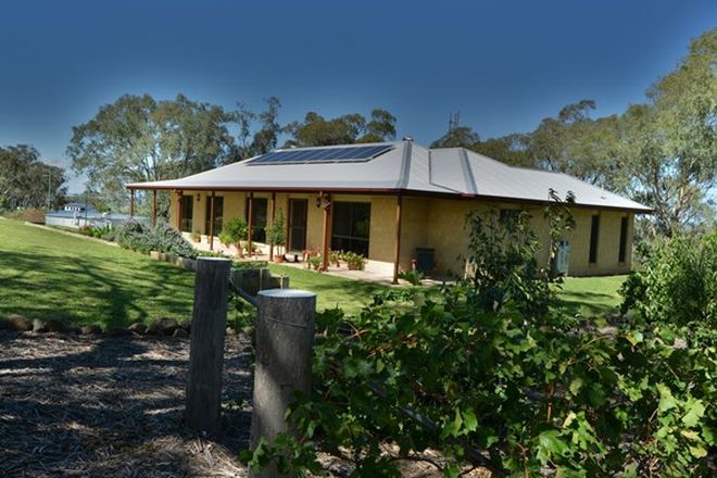 Picture of 9 Holzwarts Road, BERAT QLD 4362