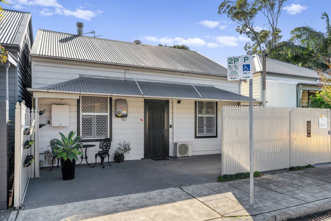 Picture of 5 Wallace Street, ISLINGTON NSW 2296