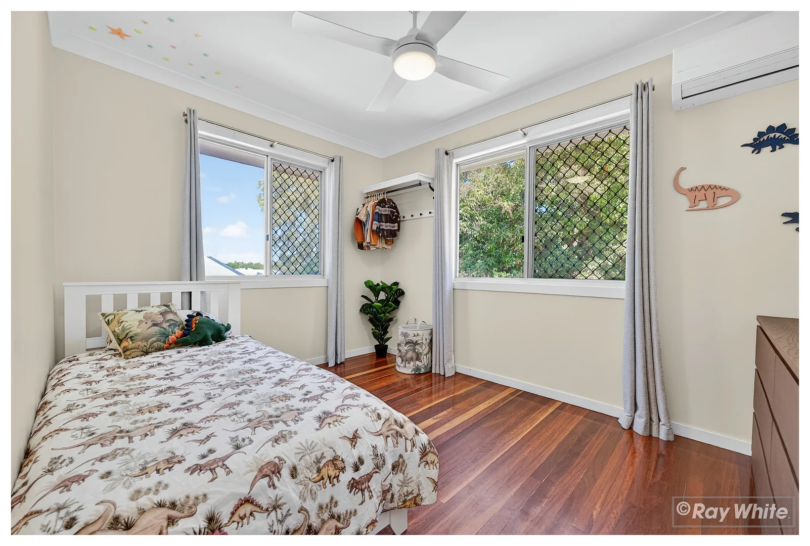 Additional image 12 of 321 Warnock Street, Koongal QLD 4701