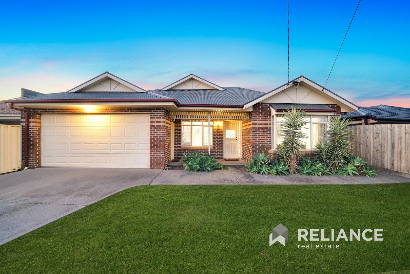 10 Knightsbridge Avenue, Altona Meadows VIC 3028, Image 0