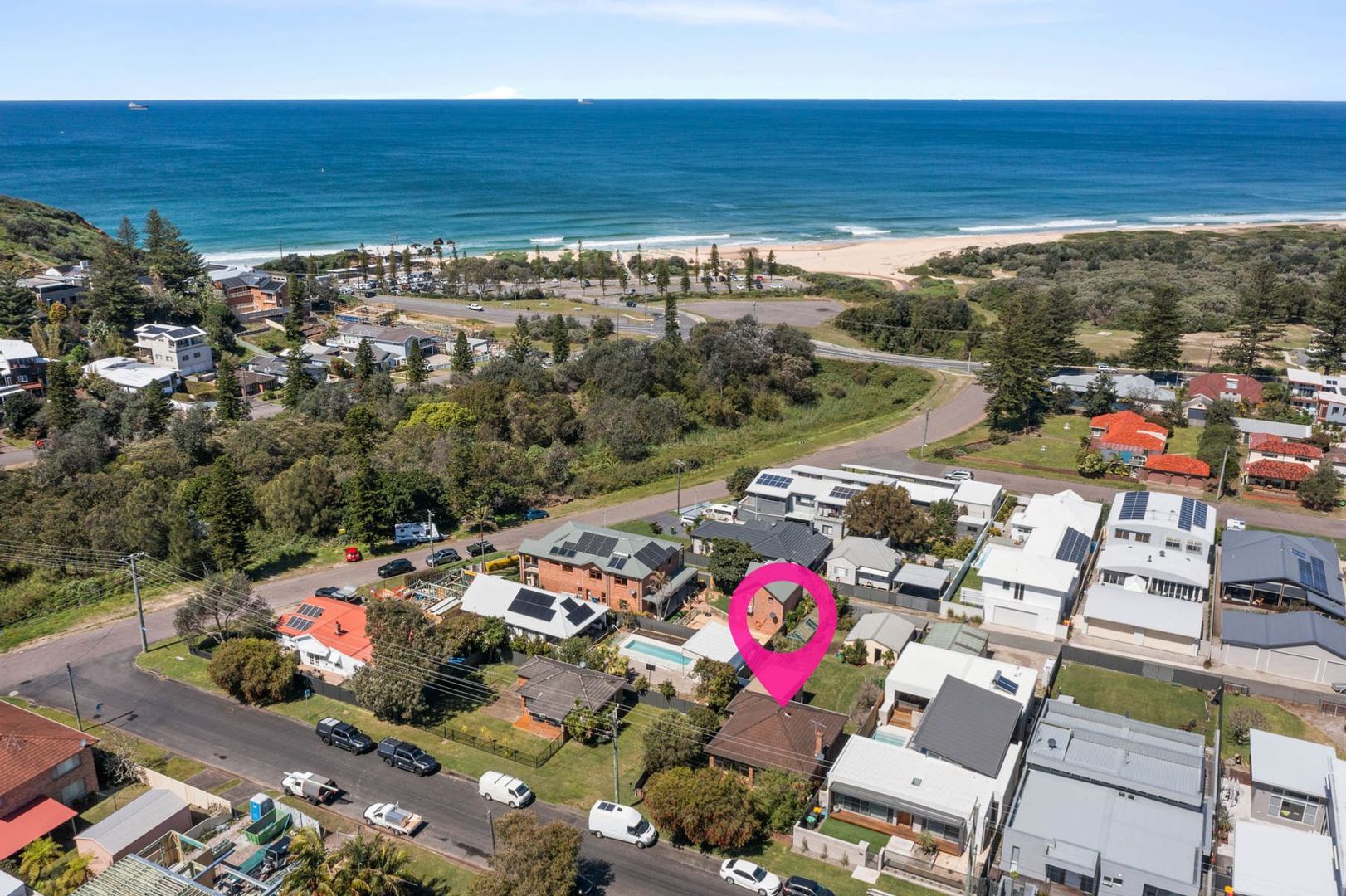 14 Cowlishaw Street, Redhead NSW 2290, Image 2