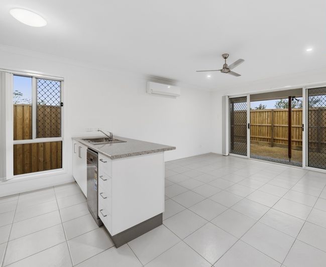 3 bedrooms House in 1/44 Vassallo Drive ROSEWOOD QLD, 4340