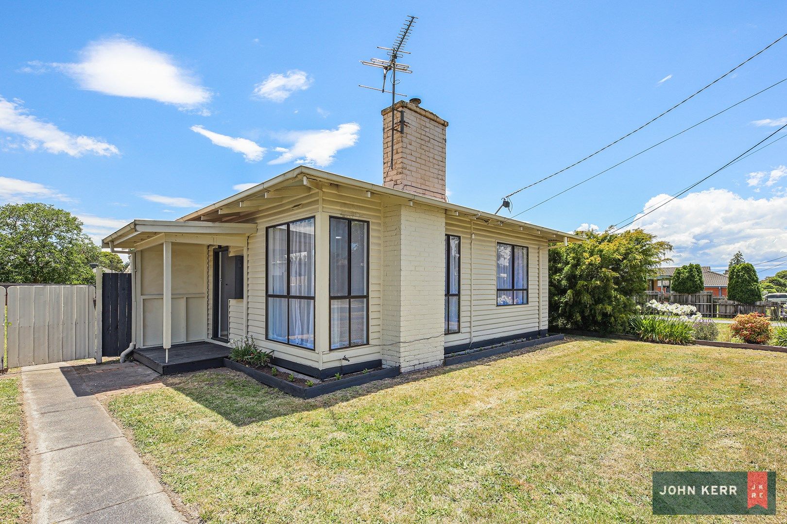 18 Alexander Avenue, Moe VIC 3825, Image 0