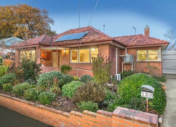 126 Clyde Street, Soldiers Hill VIC 3350