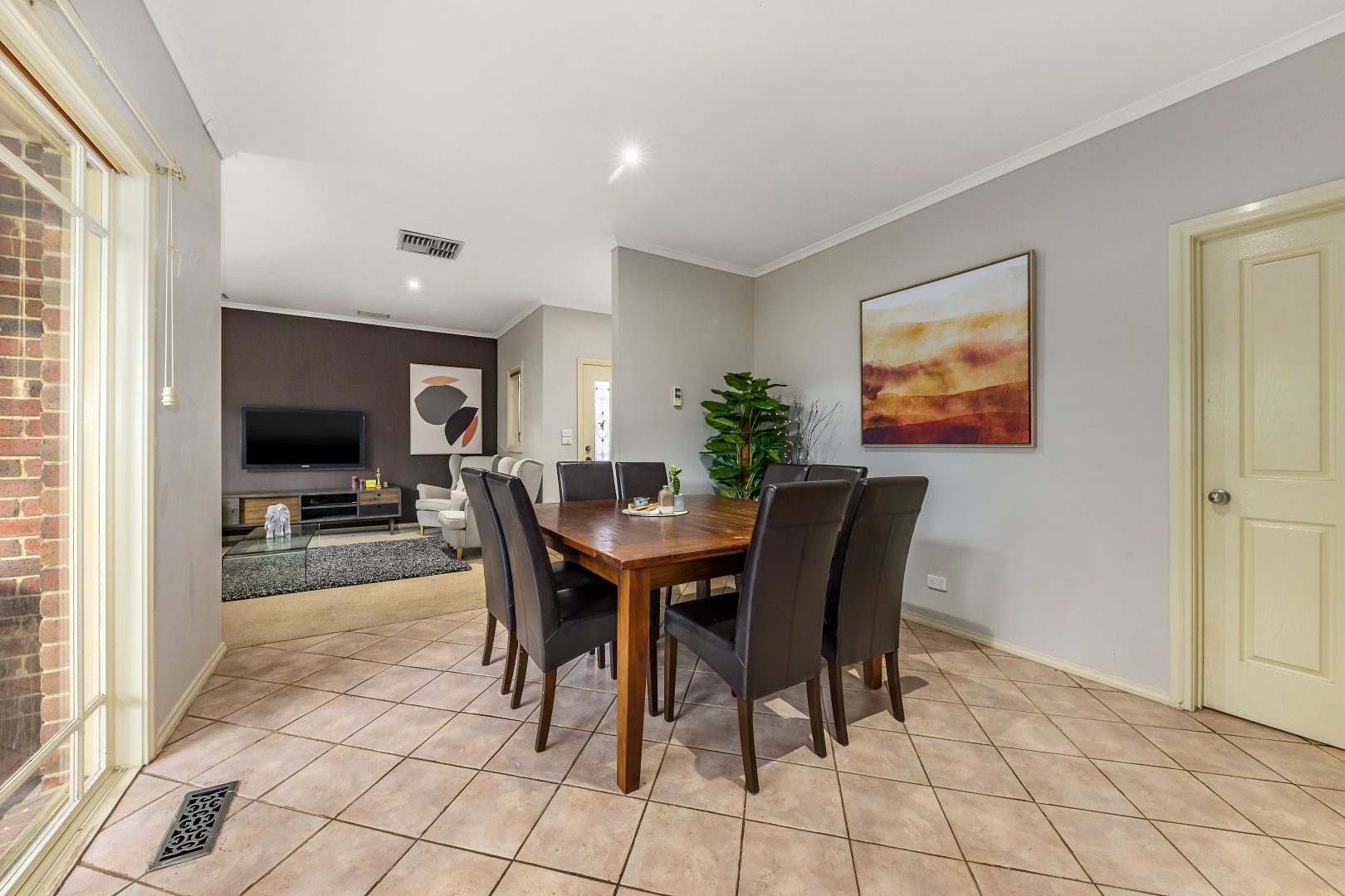 2/99 Dorking Road, Box Hill North VIC 3129, Image 2