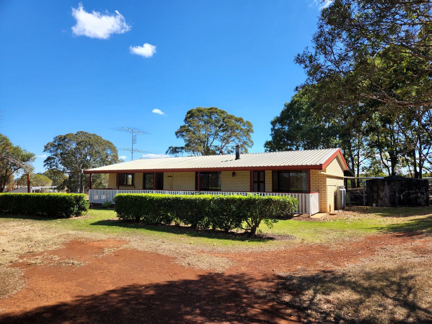 87 Greenhills Drive, Blackbutt QLD 4314, Image 2