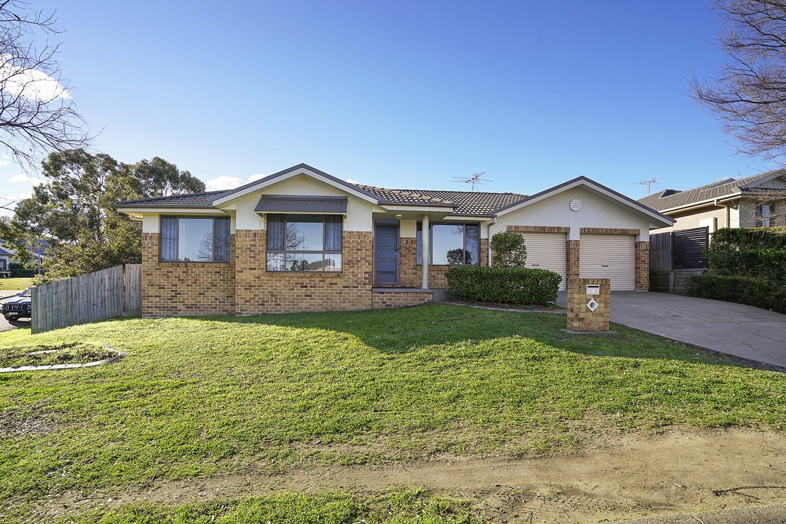 2/1 Weemala Close, Aberglasslyn NSW 2320, Image 0