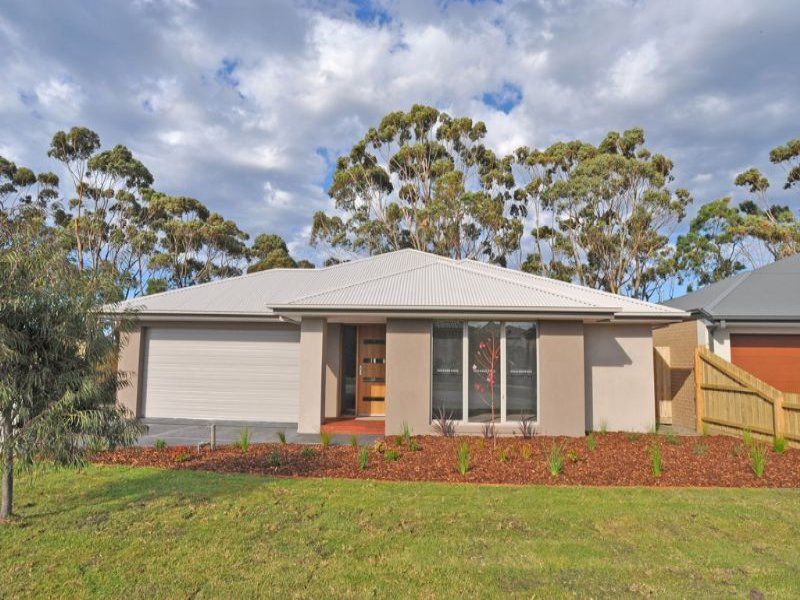 19 Hobson Place, Inverloch VIC 3996