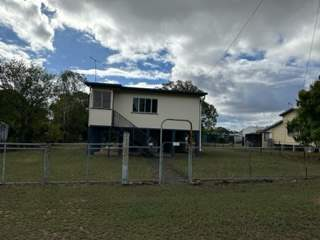 30 Fifth Avenue, Scottville QLD 4804