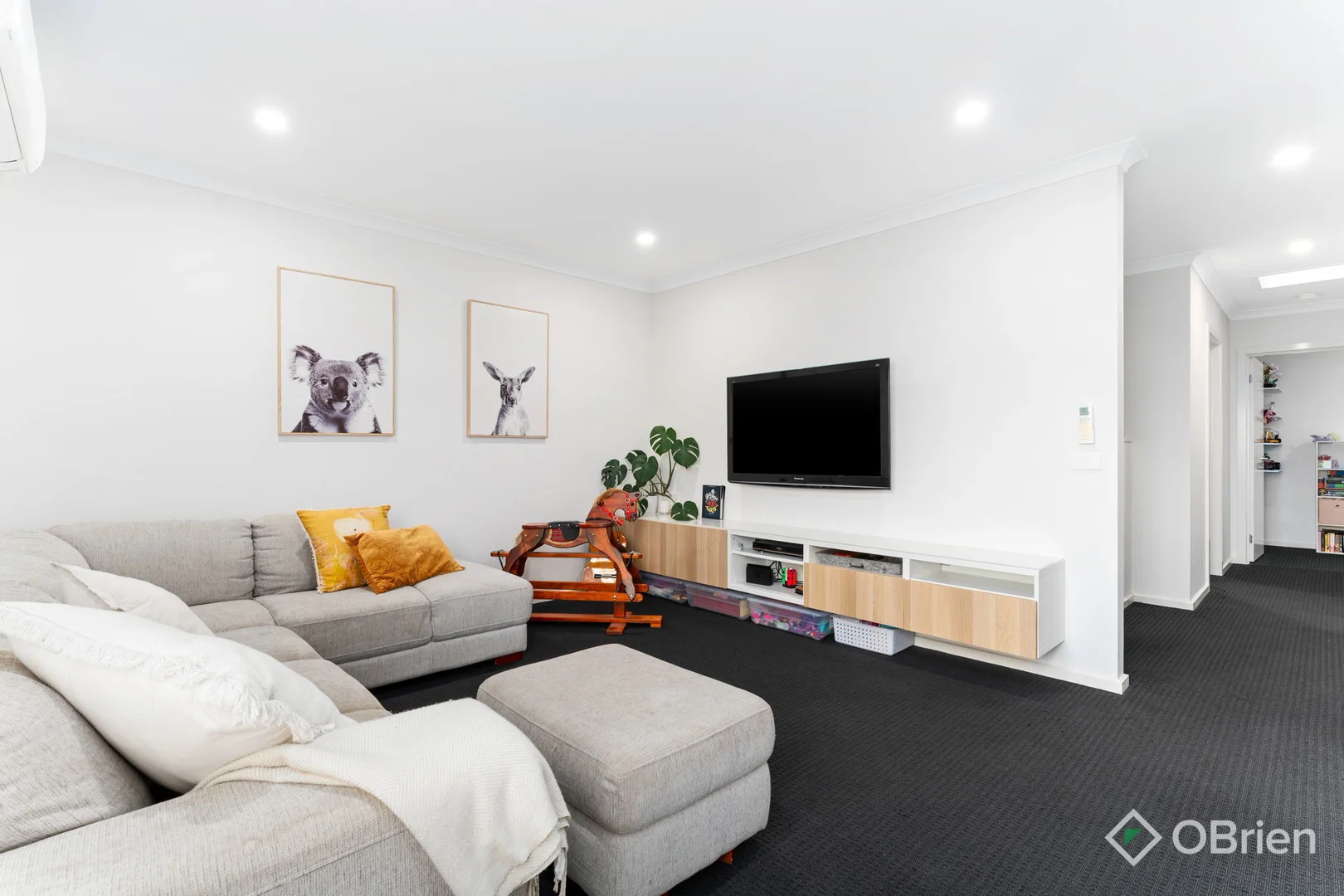 Additional image 8 of 9 Fawkner Walk, Clyde North VIC 3978