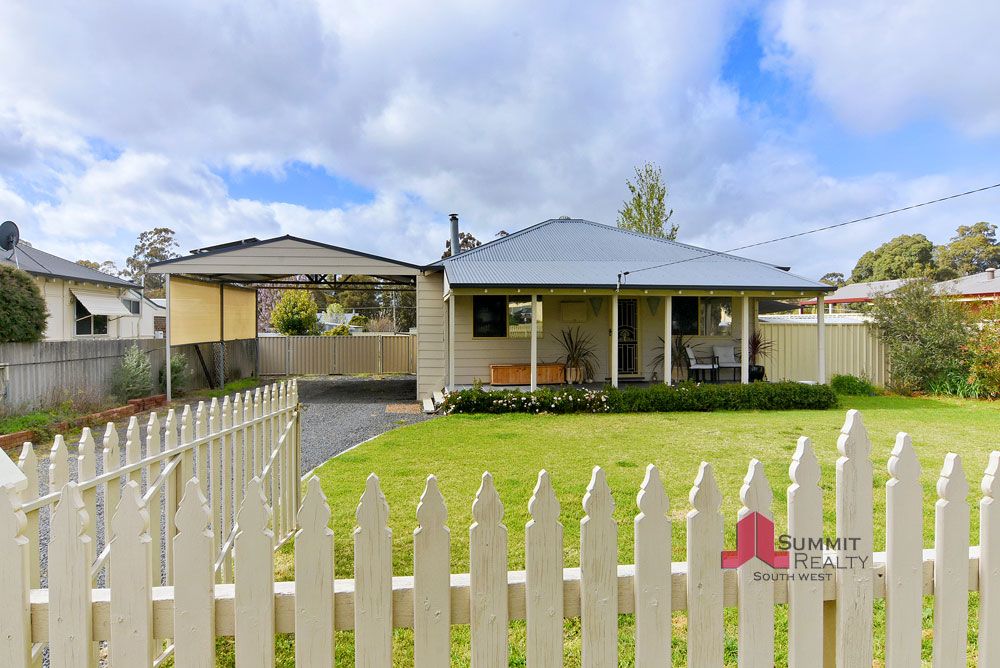 2 bedrooms House in 26 Prinsep  Street South COLLIE WA, 6225