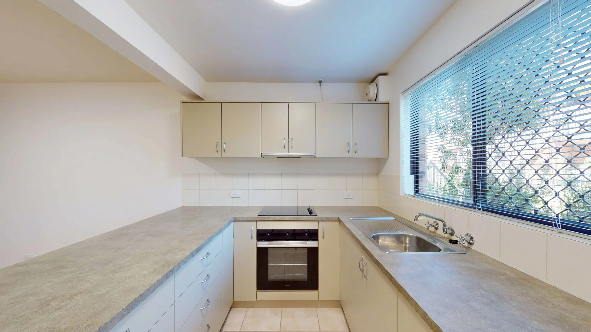 Additional image 16 of 7/8 Gwenyfred Road, Kensington WA 6151