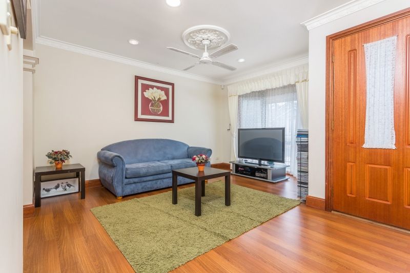 4 Orange Grove, Mitchell Park SA 5043, Image 2