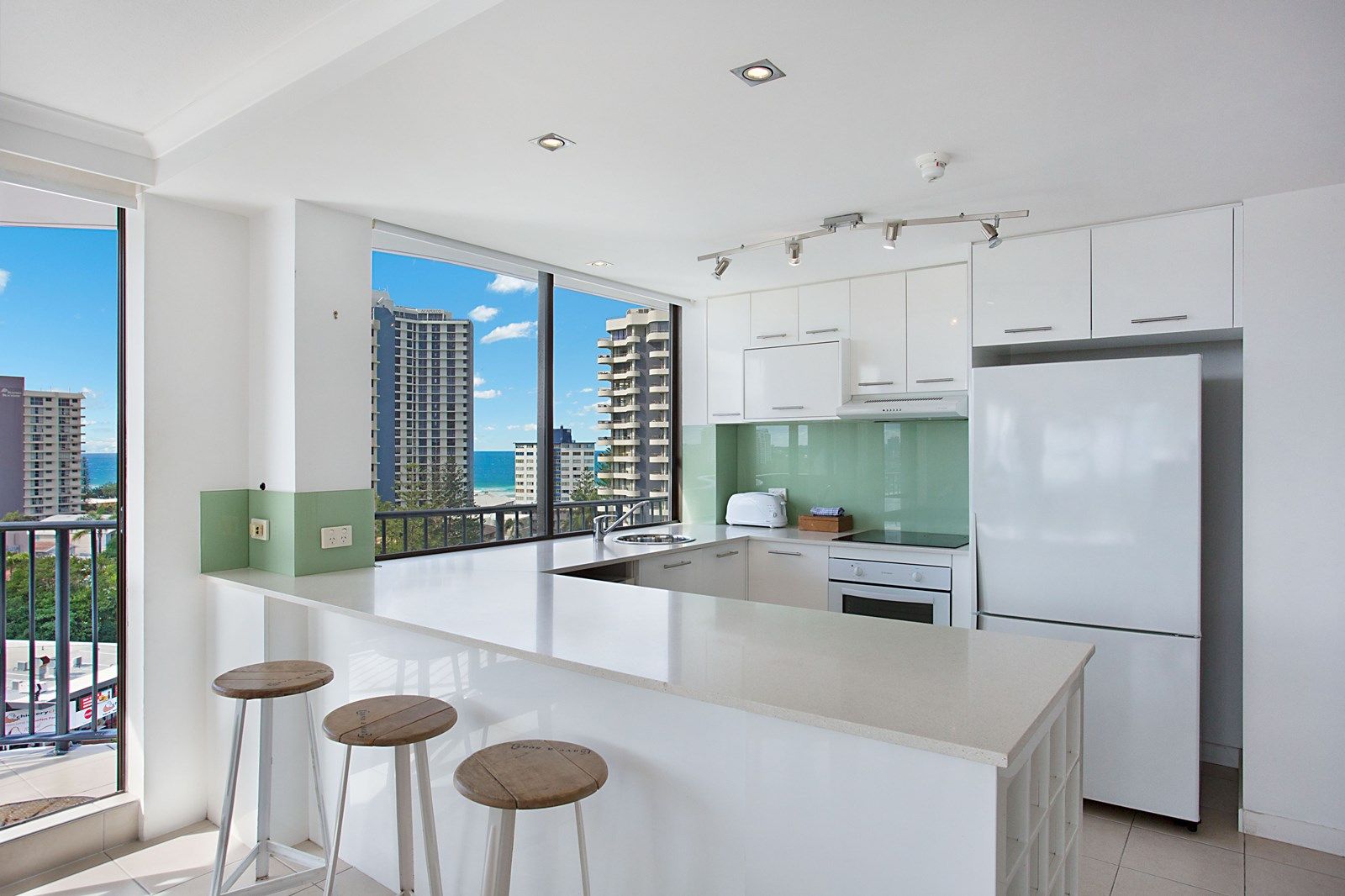 51/2940 Gold Coast Highway, Surfers Paradise QLD 4217, Image 2