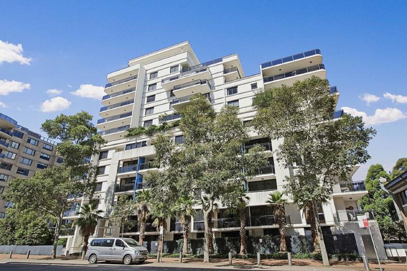 3 bedrooms Apartment / Unit / Flat in 70/13 Herbert Street ST LEONARDS NSW, 2065