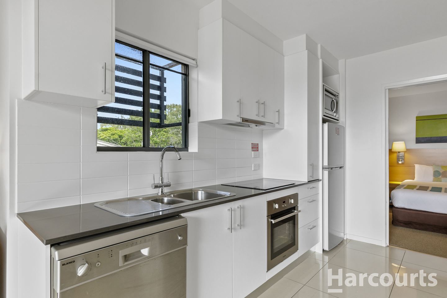 115/628 Esplanade, Urangan QLD 4655, Image 2