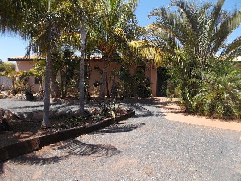 4 bedrooms House in 21 Catamore Court SOUTH HEDLAND WA, 6722