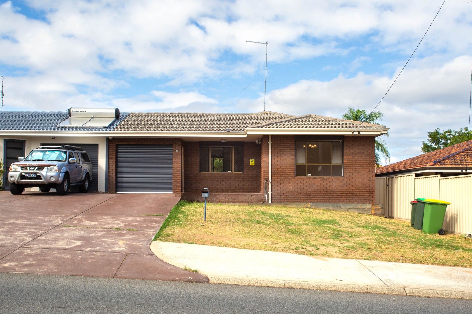3 bedrooms Duplex in 181 Spearwood Avenue SPEARWOOD WA, 6163