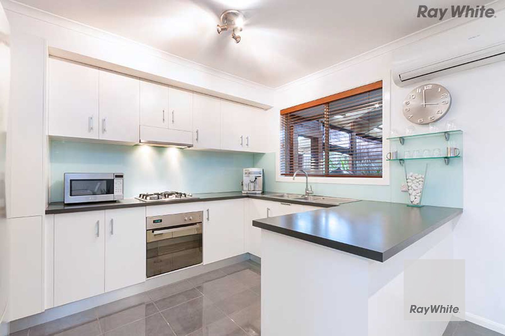 9B Joseph Drive, Hillside VIC 3037, Image 2