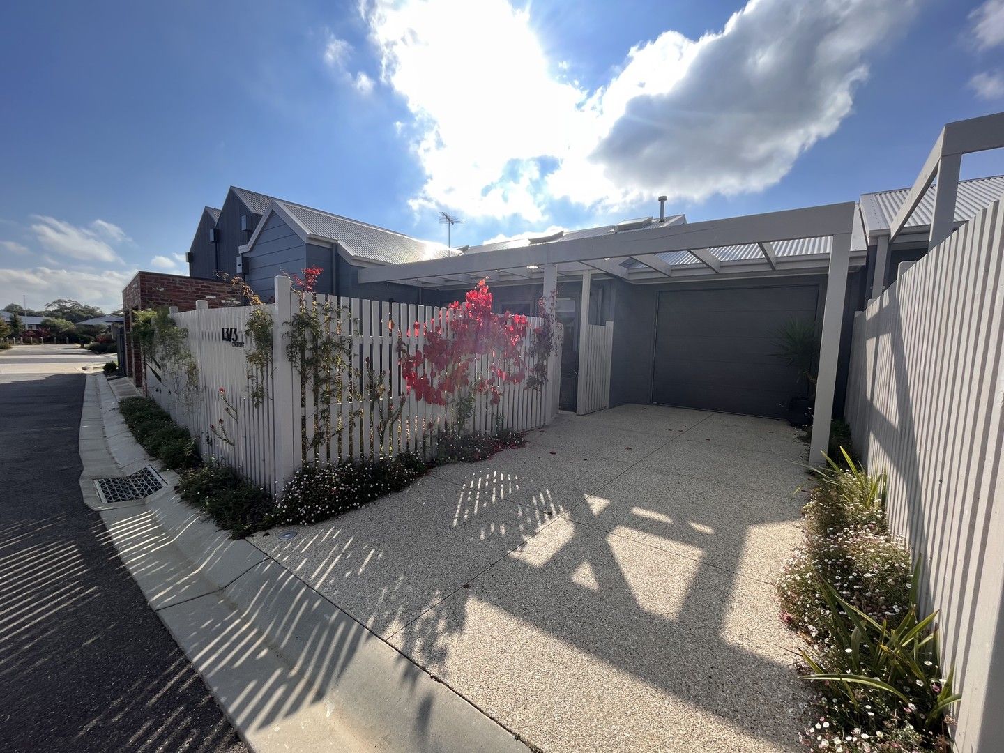 2 bedrooms Townhouse in 13/3 Cover Drive NEW GISBORNE VIC, 3438