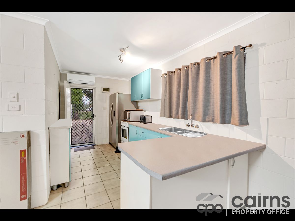 2/31 Digger Street, Cairns North QLD 4870, Image 2